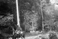 r073